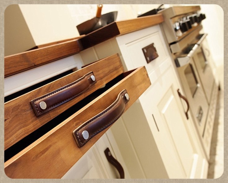 Leather kitchen drawer pulls