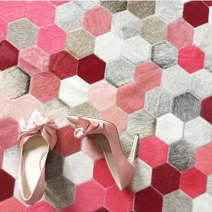 pink-hexagon-rug