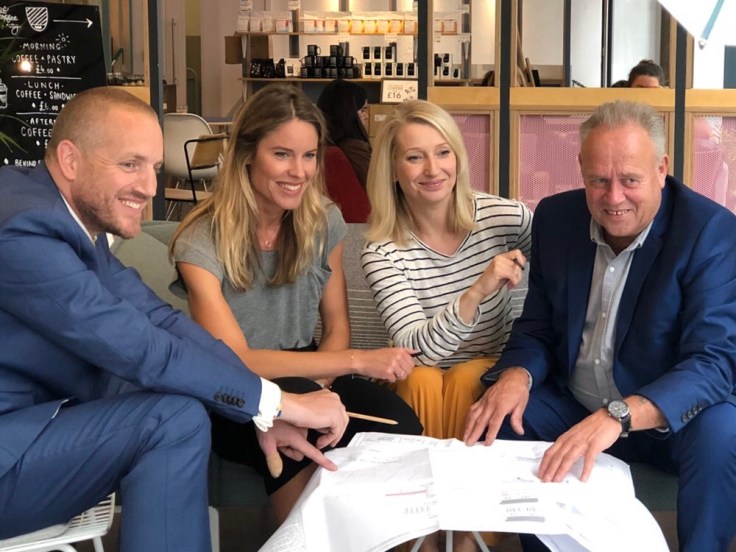 ee8cf1de-b91e-4123-8d06-56d3e7ee3432